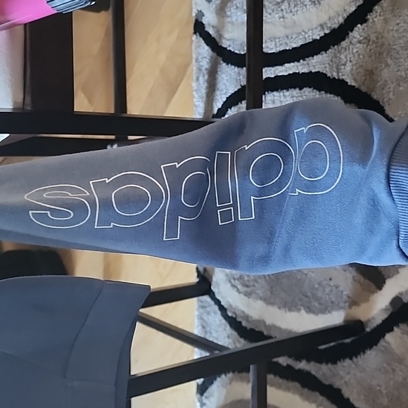 Adidas sweatshirt - Picture 2 of 4